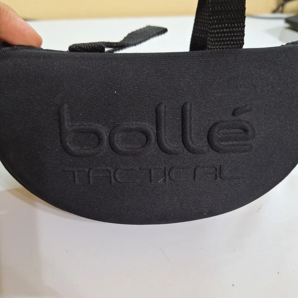 Bolle Tactical Eyewear Case Black Hard Shell Zipper‎ Storage Pouch Belt Clip